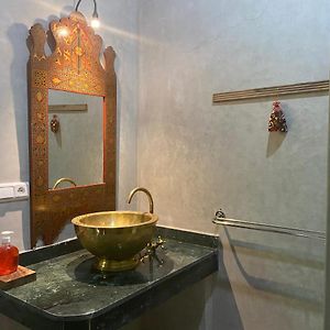 Private Bathroom King Room